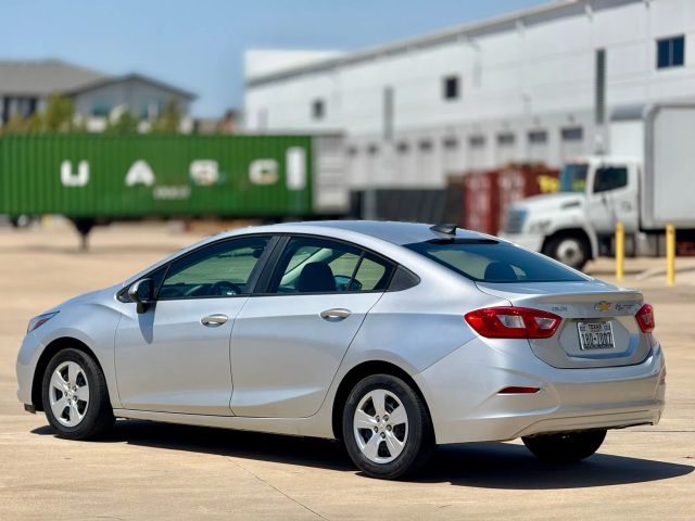 2016 Chevrolet Cruze - Image 8