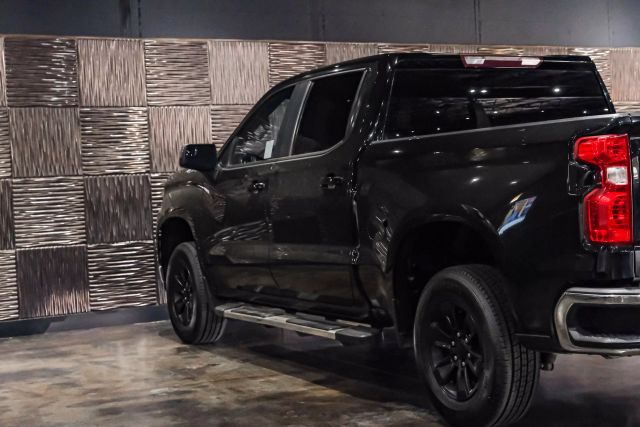 2019 Chevrolet Silverado 1500 Crew Cab Lt Pickup 4d 5 3/4 Ft - Image 12