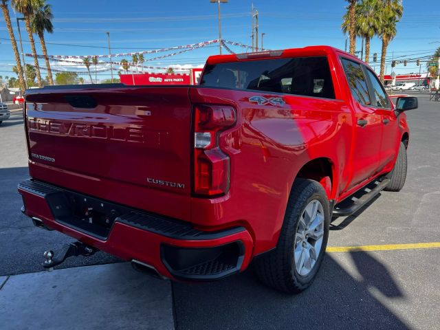 2019 Chevrolet Silverado 1500 Crew Cab - Image 4