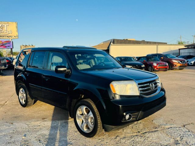 2014 Honda Pilot - Image 12