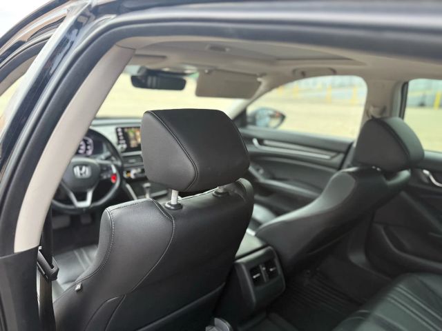 2018 Honda Accord - Image 12