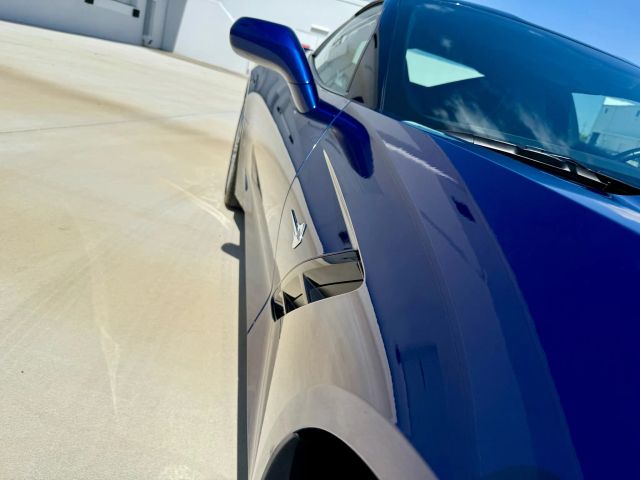 2017 Chevrolet Corvette - Image 4