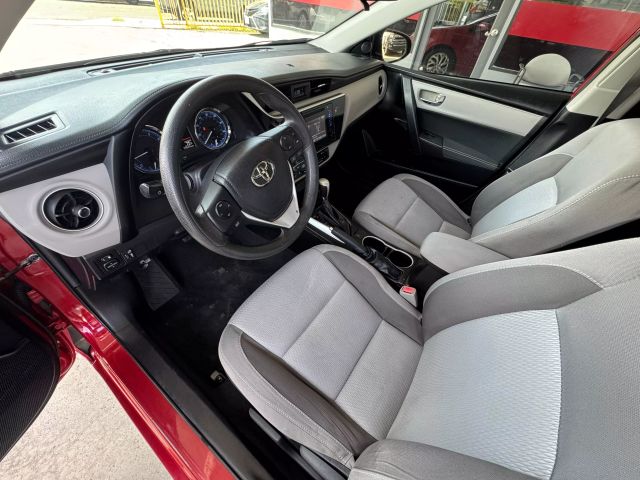 2018 Toyota Corolla - Image 11