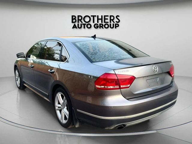 2014 Volkswagen Passat - Image 7
