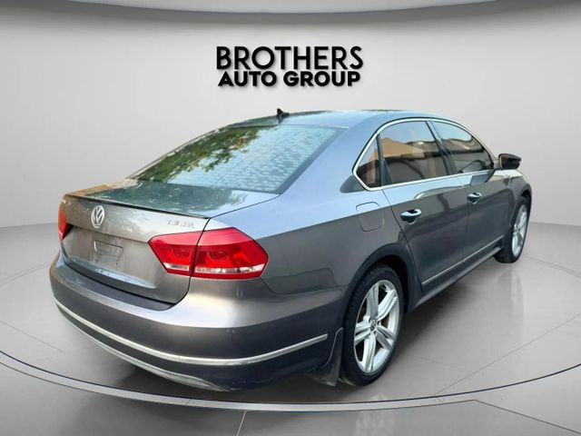 2014 Volkswagen Passat - Image 9