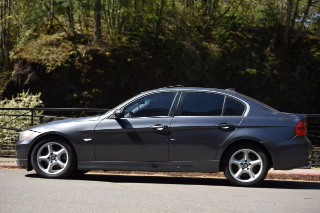 2006 Bmw 3 Series - Image 2