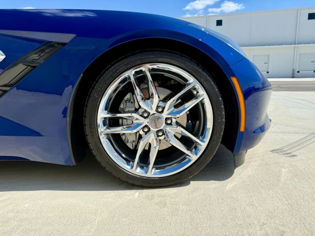 2017 Chevrolet Corvette - Image 9