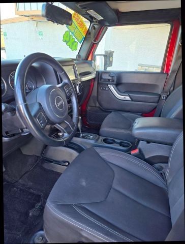 2013 Jeep Wrangler Unlimited Sahara Sport Utility 4d - Image 9