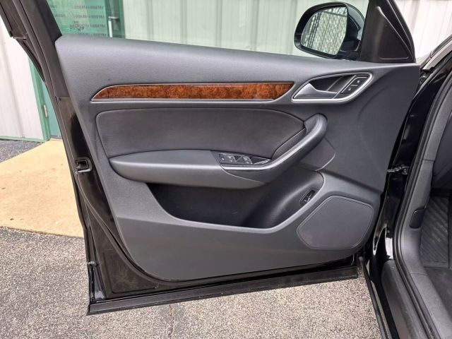 2017 Audi Q3 - Image 14
