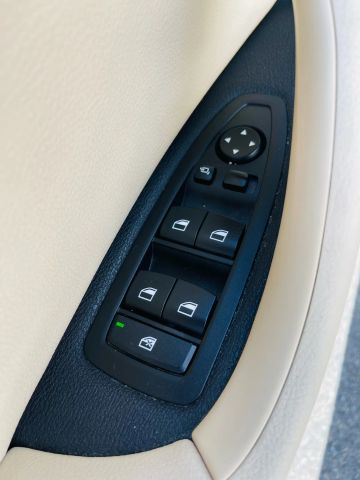 2016 Bmw X1 - Image 32