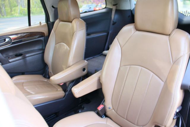 2013 Buick Enclave - Image 15
