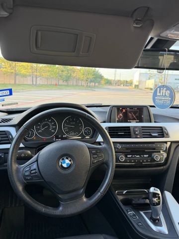 2017 Bmw 3 Series - Image 12