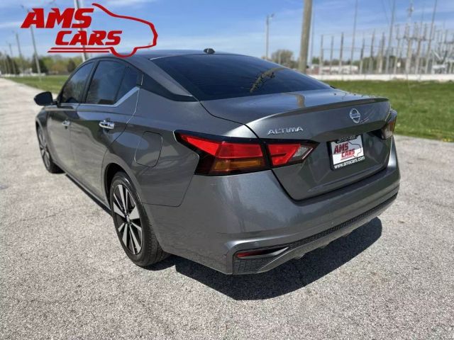 2021 Nissan Altima - Image 7