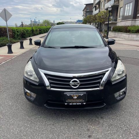 2014 Nissan Altima 3.5 Sl Sedan 4d - Image 2