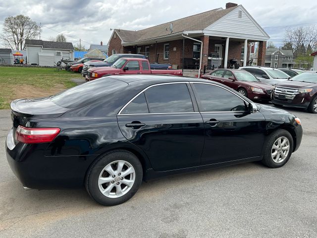 2008 Toyota Camry - Image 9