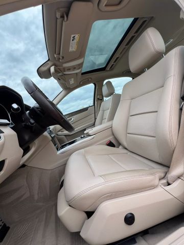 2016 MERCEDES-BENZ E-CLASS SEDAN V6, 3.5 LITER E 350 SEDAN 4D