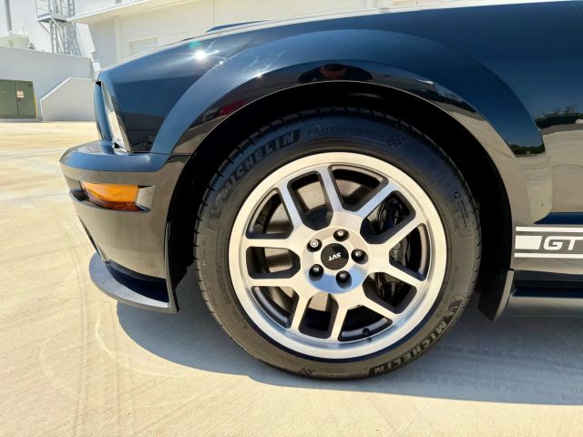 2007 Ford Mustang - Image 37