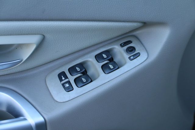 2006 Volvo Xc90 - Image 11