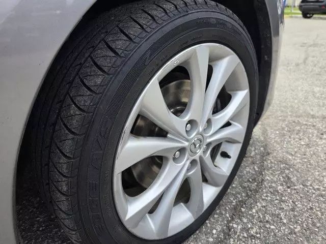 2010 Mazda Mazda3 - Image 5