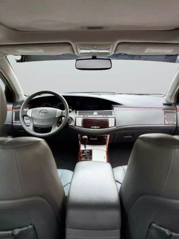 2007 Toyota Avalon - Image 22