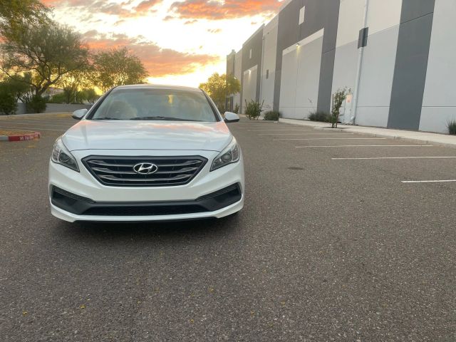 2015 Hyundai Sonata - Image 15