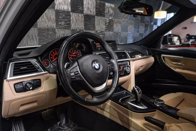 2018 Bmw 3 Series 330i Sedan 4d - Image 3
