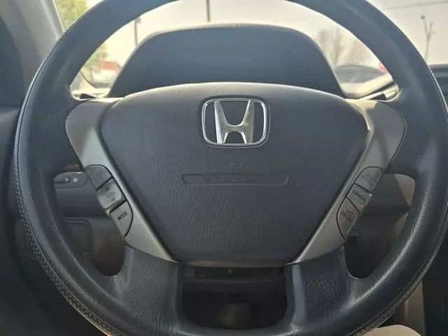 2006 Honda Pilot - Image 10