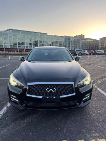 2016 Infiniti Q50 2.0t Premium Sedan 4d - Image 3