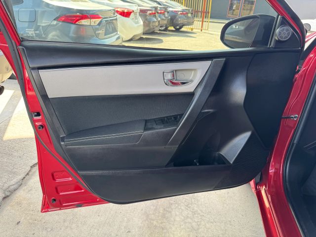 2018 Toyota Corolla - Image 10