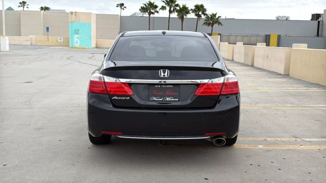 2014 Honda Accord - Image 6