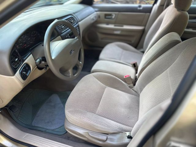 2001 Ford Taurus - Image 5