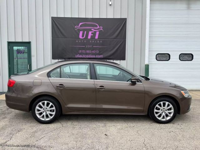 2014 Volkswagen Jetta - Image 3