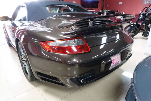 2008 Porsche 911 - Image 16
