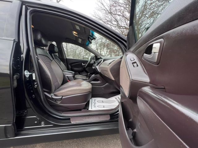 2013 Hyundai Tucson Gls Sport Utility 4d - Image 11