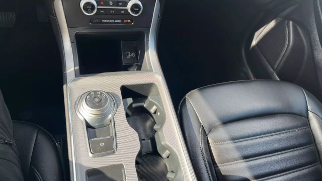 2021 Ford Edge - Image 19
