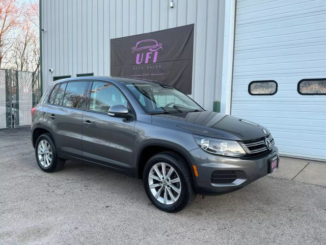 2014 Volkswagen Tiguan - Image 2