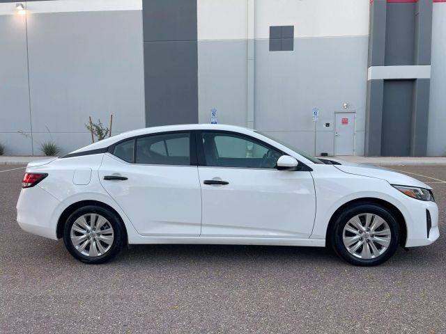 2024 Nissan Sentra - Image 4