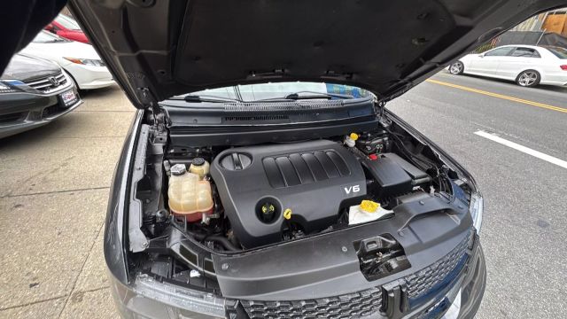 2019 DODGE JOURNEY SUV V6, 3.6 LITER CROSSROAD SPORT UTILITY 4D