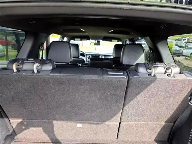 2017 Ford Expedition - Image 19