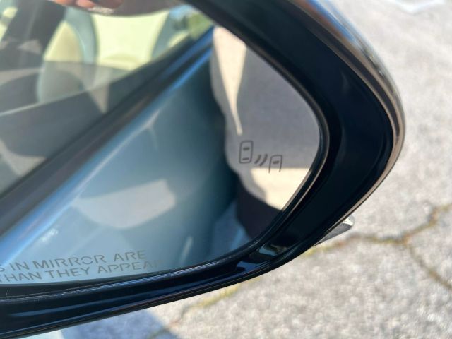 Image 8 of 2016 TOYOTA PRIUS