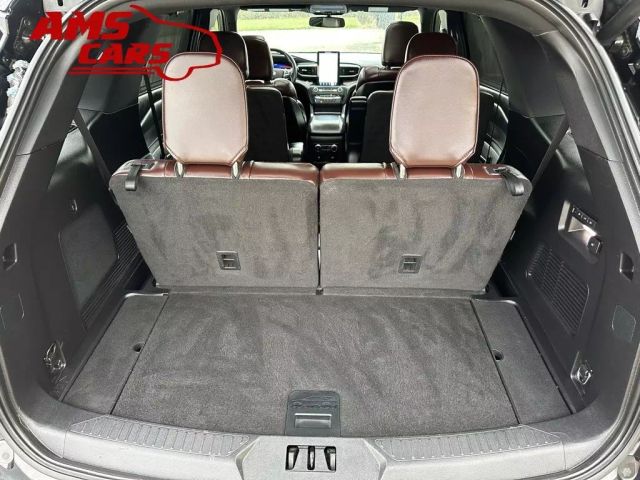 2020 Ford Explorer - Image 16