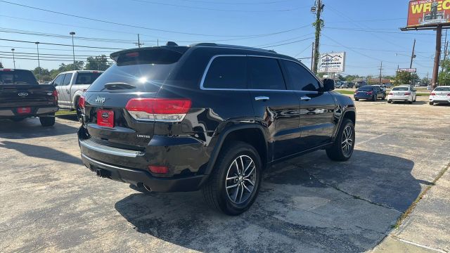 2018 Jeep Grand Cherokee - Image 17