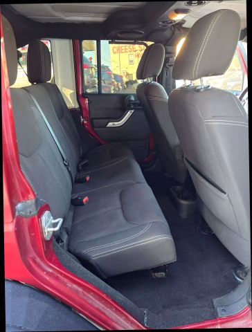 2013 Jeep Wrangler Unlimited Sahara Sport Utility 4d - Image 11