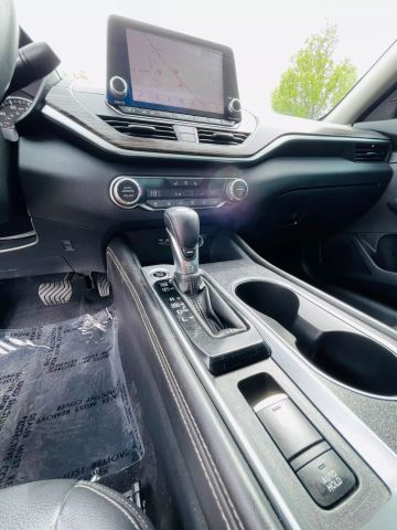 2019 Nissan Altima - Image 42