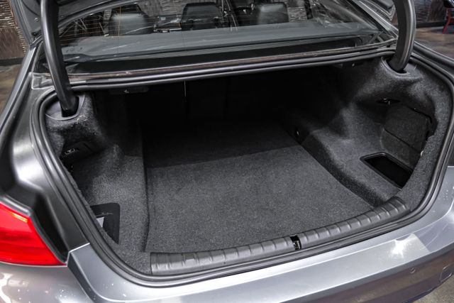 2017 Bmw 5 Series 530i Sedan 4d - Image 48