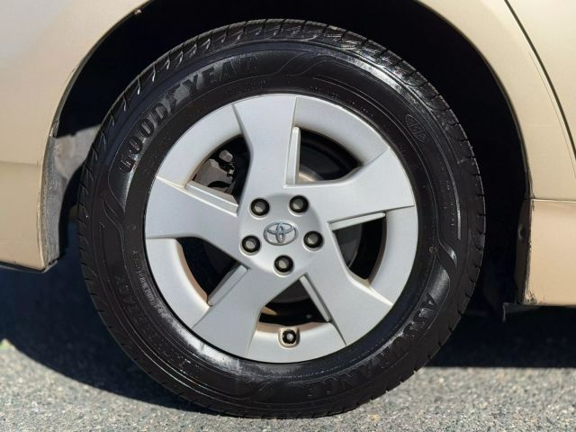 2010 Toyota Prius I Hatchback 4d - Image 17