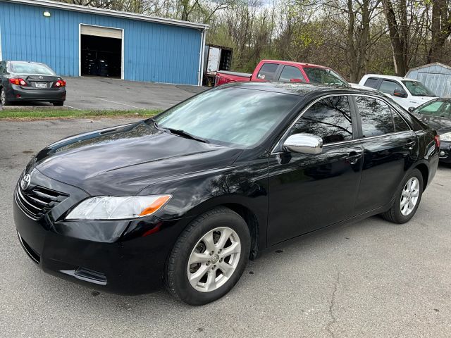 2008 Toyota Camry - Image 2