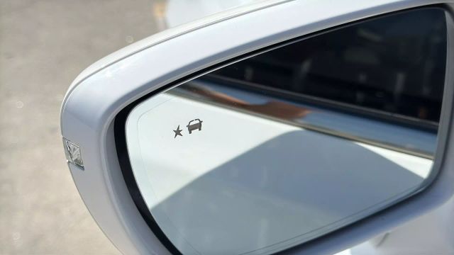 2020 Buick Enclave - Image 29