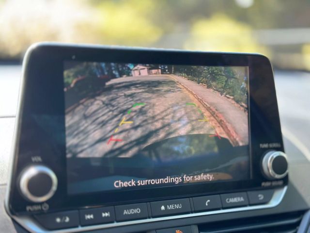 2021 Nissan Altima - Image 5