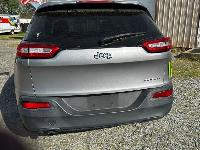 2014 Jeep Cherokee - Image 5